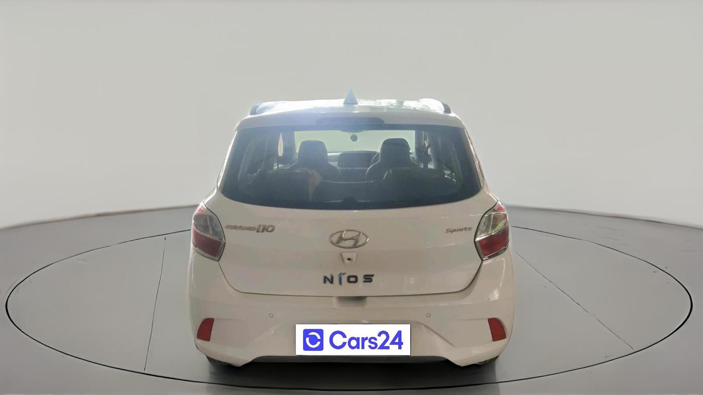 2022 Hyundai GRAND I10 NIOS SPORTZ 1.2 KAPPA VTVT CNG, CNG, Manual, 35,560 km, exterior