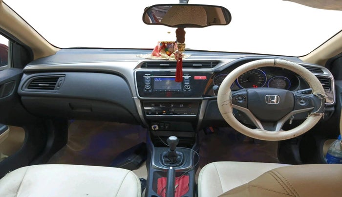 2014 Honda City 1.5L I-VTEC V MT, Petrol, Manual, 1,51,933 km, interior