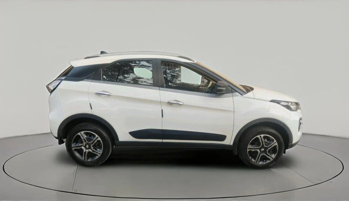 2021 Tata NEXON XM SUNROOF PETROL, Petrol, Manual, 25,555 km, exterior