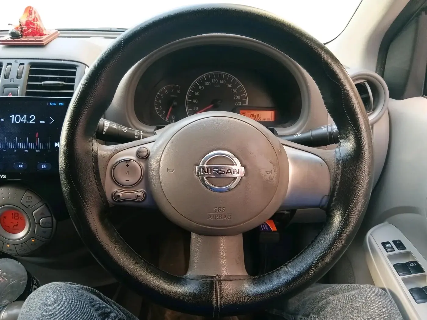 2013 Nissan Sunny XL CVT, CNG, Automatic, 1,28,281 km, interior