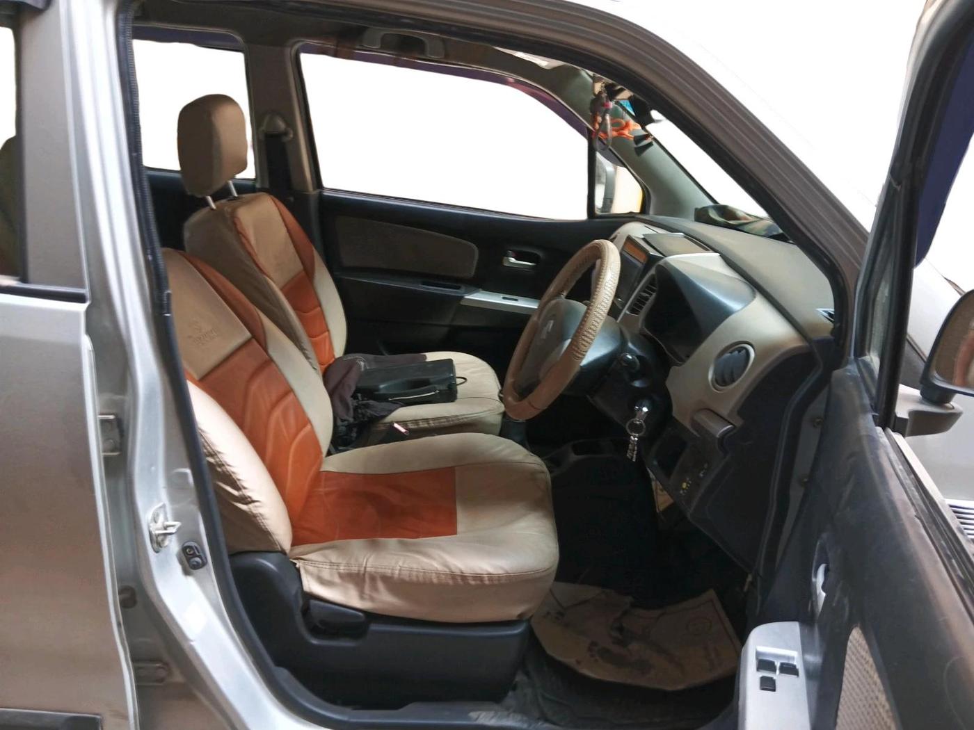 2015 Maruti Wagon R 1.0 LXI CNG, CNG, Manual, 1,09,533 km, interior