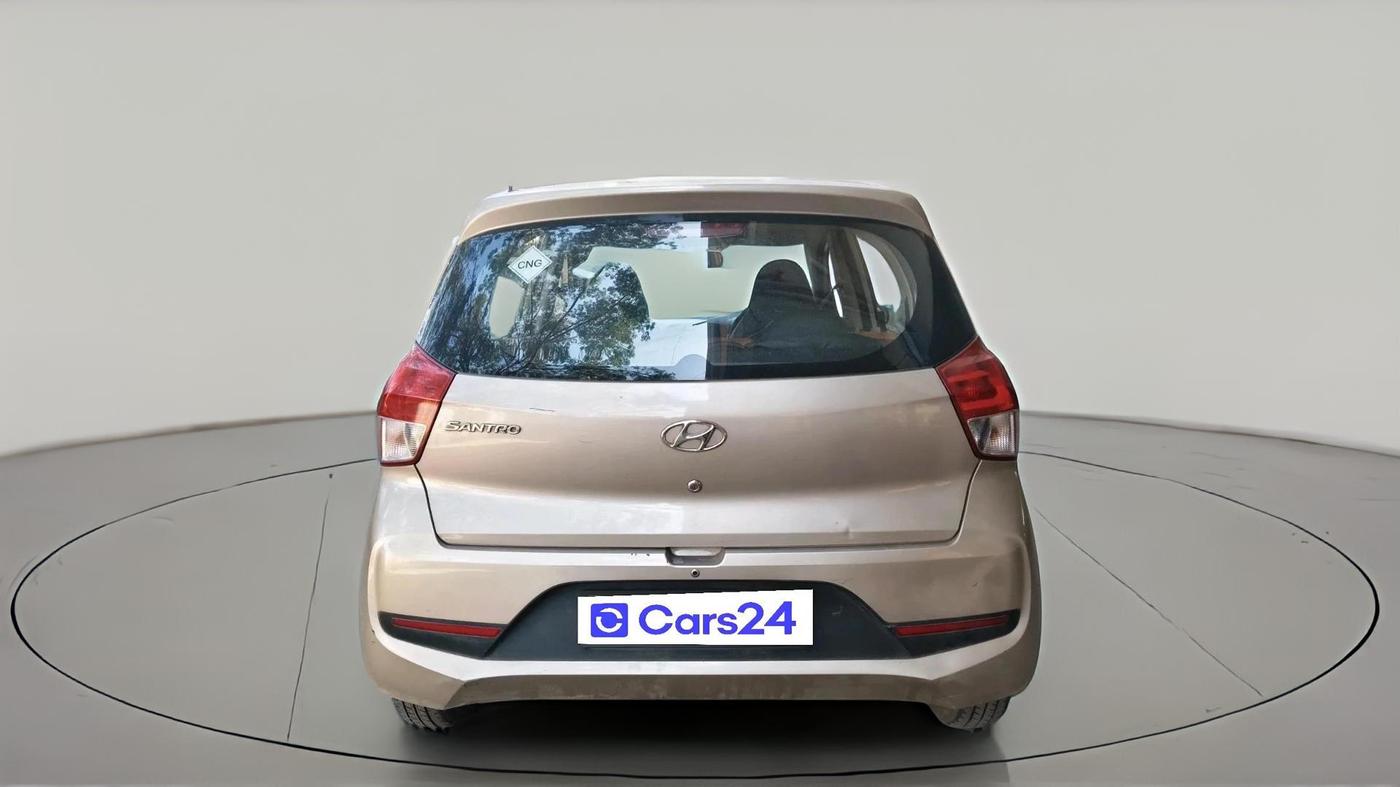 2018 Hyundai NEW SANTRO MAGNA CNG, CNG, Manual, 1,13,008 km, exterior