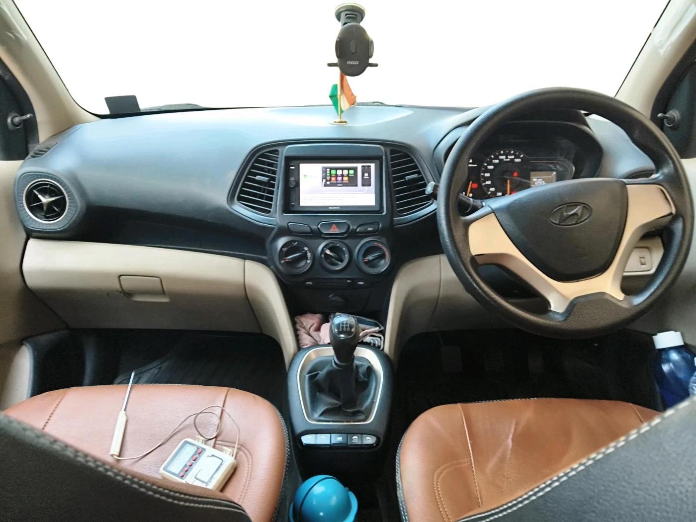 2018 Hyundai NEW SANTRO MAGNA CNG, CNG, Manual, 1,13,008 km, interior