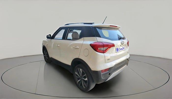2021 Mahindra XUV300 W8 (O) 1.5 DIESEL, Diesel, Manual, 1,21,097 km, exterior