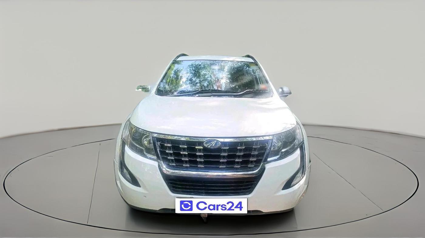 2021 Mahindra XUV500 W7, Diesel, Manual, 98,516 km, exterior