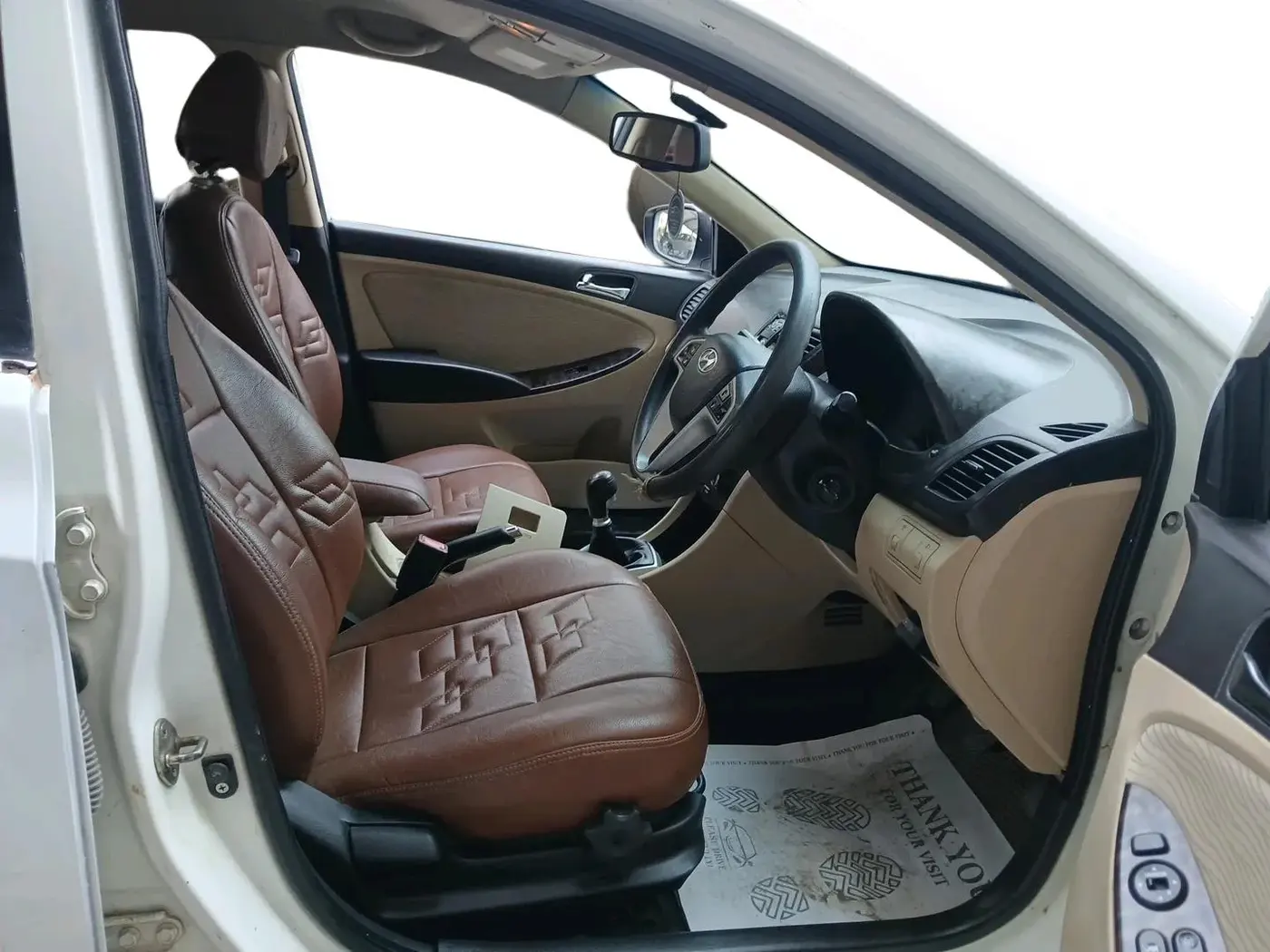 2011 Hyundai Verna FLUIDIC 1.6 VTVT SX, Petrol, Manual, 9,999 km, interior
