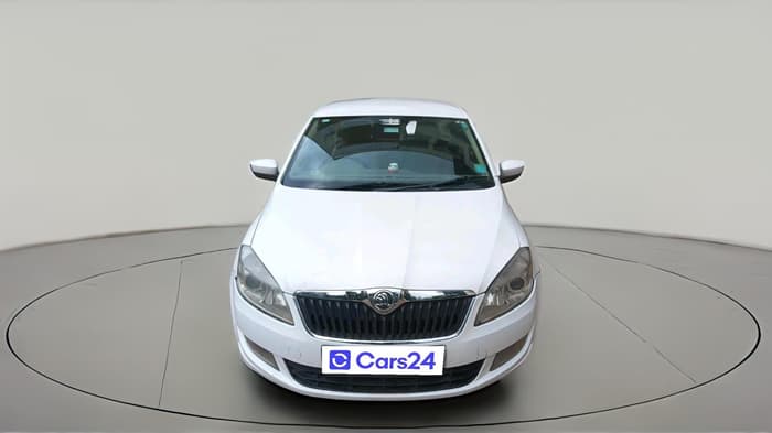 2015 Skoda Rapid 1.5 TDI CR ELEGANCE PLUS AT, Diesel, Automatic, 1,33,815 km, exterior