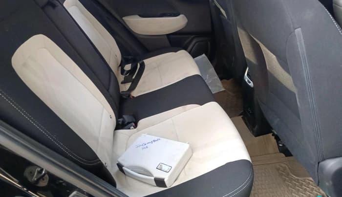 2022 Hyundai VENUE SX 1.5 CRDI, Diesel, Manual, 61,135 km, interior