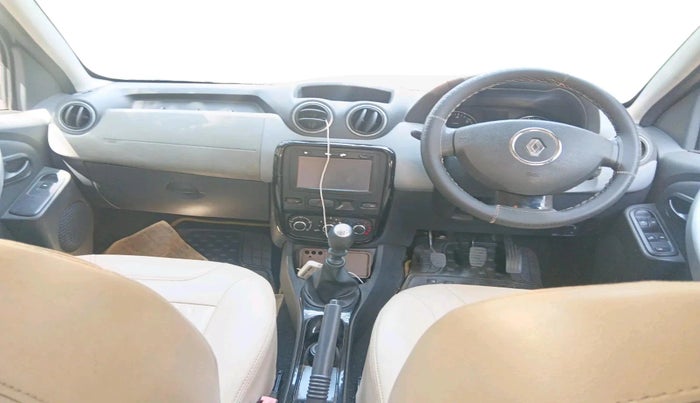 2014 Renault Duster 110 PS RXL ADVENTURE, Diesel, Manual, 93,758 km, interior