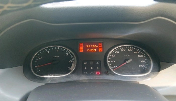 2014 Renault Duster 110 PS RXL ADVENTURE, Diesel, Manual, 93,758 km, interior