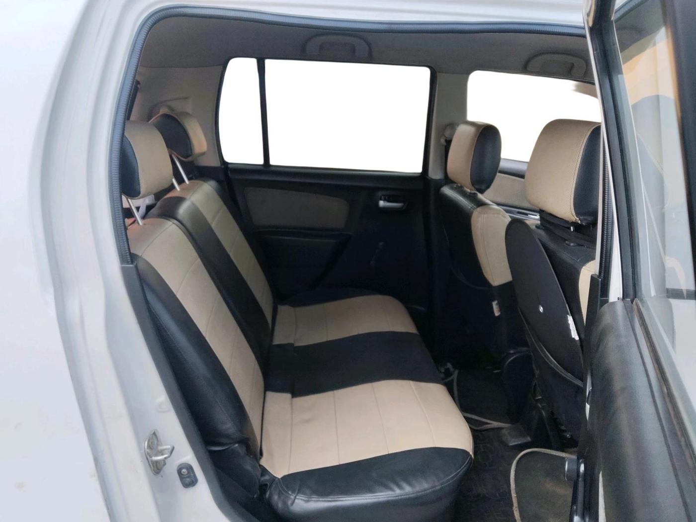 2015 Maruti Wagon R 1.0 LXI CNG, CNG, Manual, 85,797 km, interior
