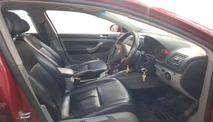 2009 Volkswagen Jetta TRENDLINE 1.6, Petrol, Manual, 1,00,053 km, interior