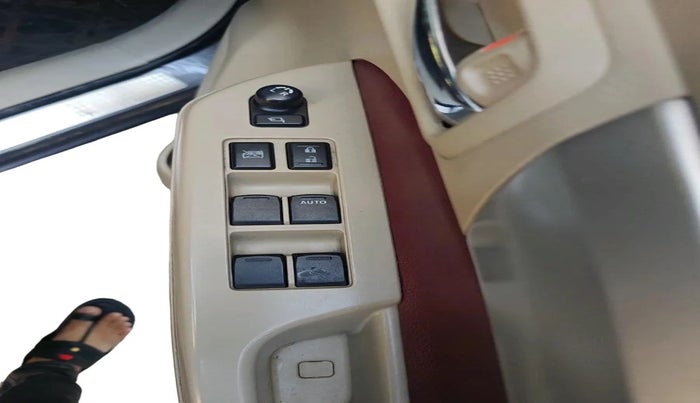 2017 Maruti Ertiga VXI CNG, CNG, Manual, 44,231 km, interior
