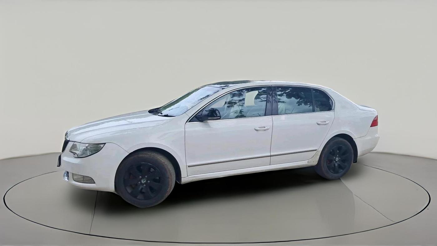 2012 Skoda Superb ELEGANCE 2.0 TDI CR AT, Diesel, Automatic, 1,53,164 km, exterior