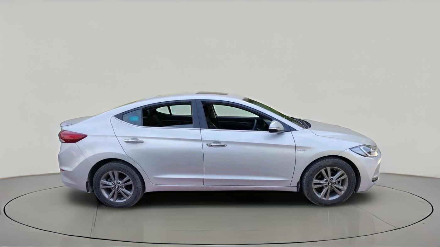 2016 Hyundai New Elantra 2.0 SX(O) AT PETROL, Petrol, Automatic, 58,100 km, exterior