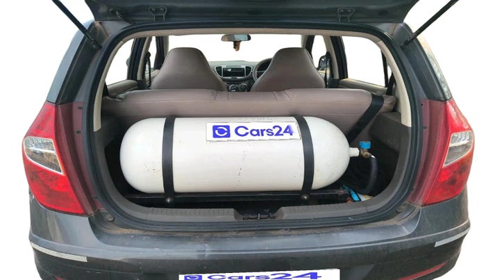 2015 Hyundai i10 MAGNA 1.1, CNG, Manual, 1,37,254 km, exterior