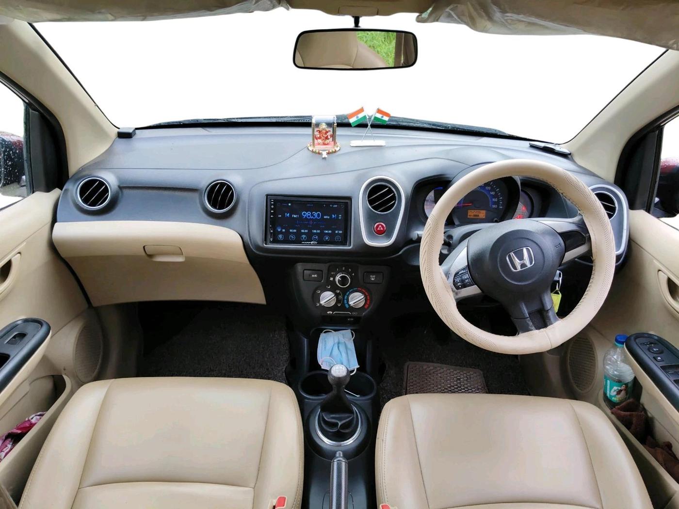 2015 Honda Mobilio 1.5L I-VTEC S, Petrol, Manual, 52,396 km, interior