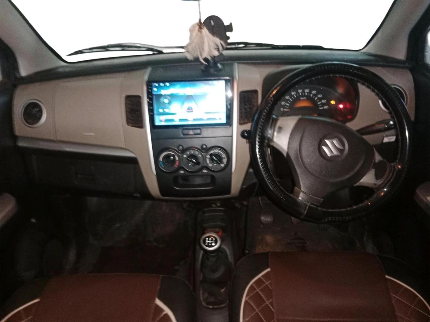 2015 Maruti Wagon R 1.0 LXI CNG, CNG, Manual, 1,15,492 km, interior