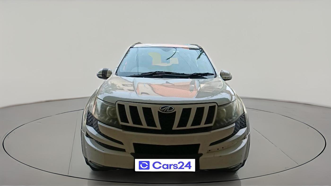 2013 Mahindra XUV500 W8, Diesel, Manual, 94,178 km, exterior
