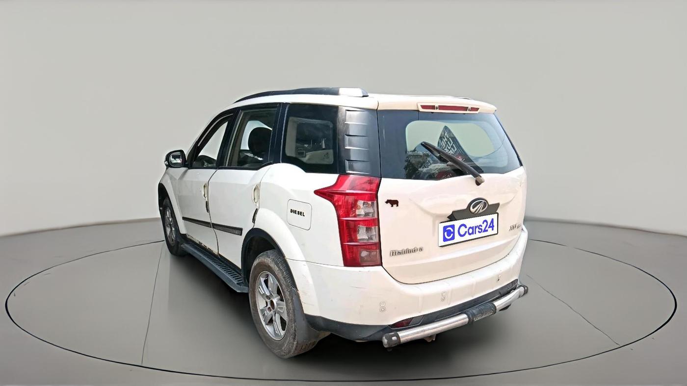 2013 Mahindra XUV500 W8, Diesel, Manual, 94,178 km, exterior