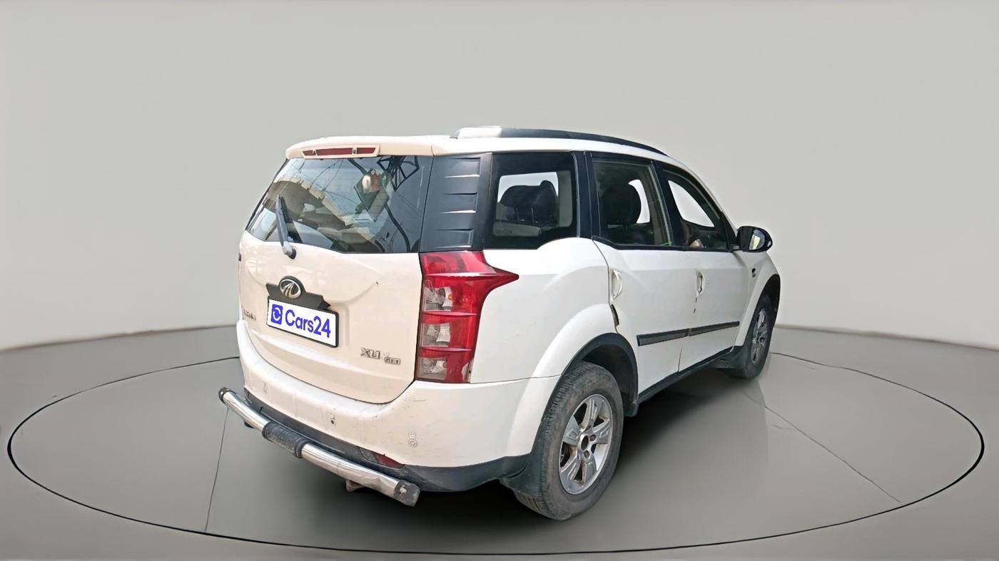 2013 Mahindra XUV500 W8, Diesel, Manual, 94,178 km, exterior