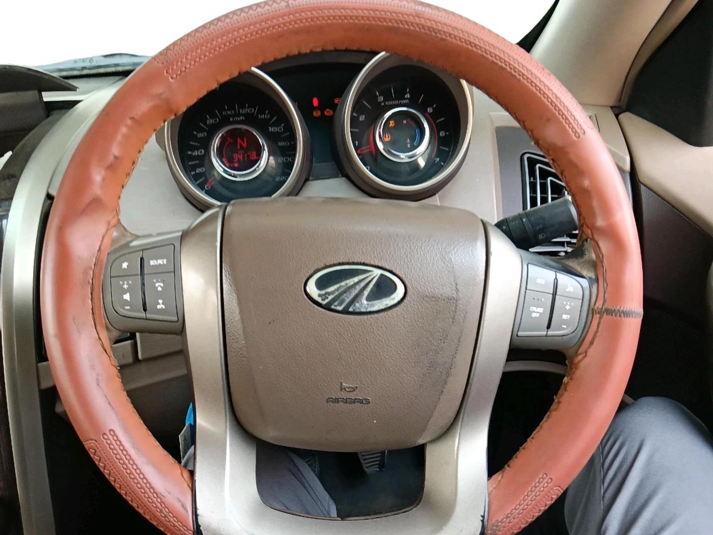 2013 Mahindra XUV500 W8, Diesel, Manual, 94,178 km, interior