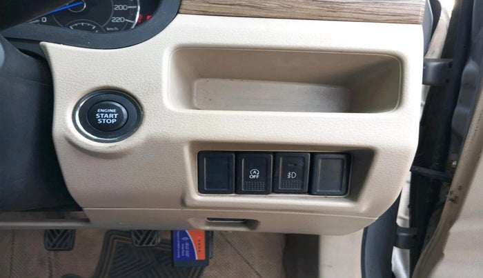 2018 Maruti Ciaz ZETA 1.5 SHVS MT PETROL, Petrol, Manual, 70,507 km, interior