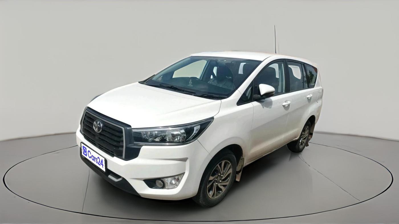 2024 Toyota Innova Crysta GX Plus 7 STR , Diesel, Manual, 49,386 km, exterior