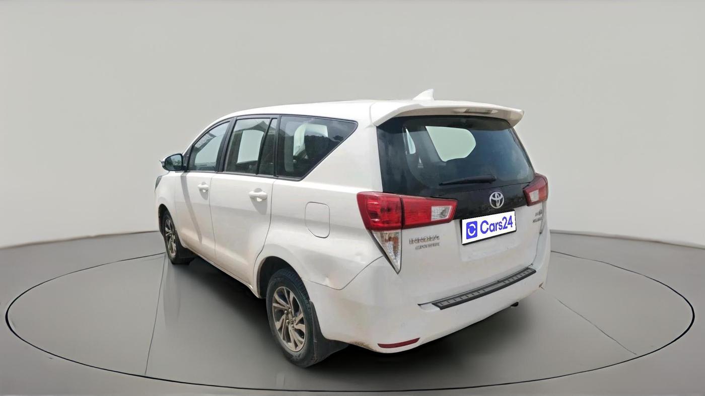 2024 Toyota Innova Crysta GX Plus 7 STR , Diesel, Manual, 49,386 km, exterior