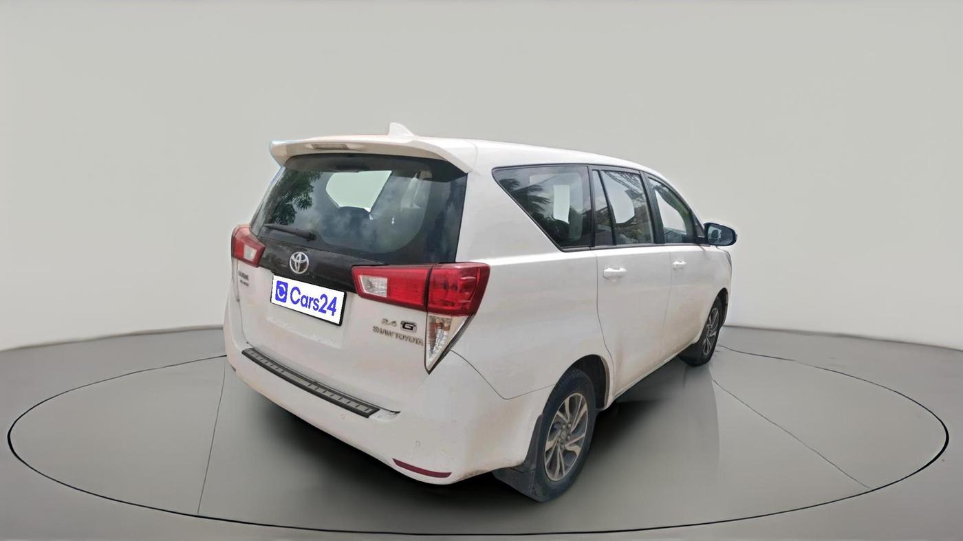 2024 Toyota Innova Crysta GX Plus 7 STR , Diesel, Manual, 49,386 km, exterior