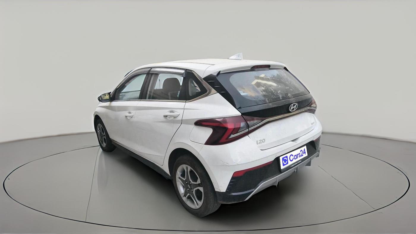 2024 Hyundai NEW I20 Sportz (O) 1.2 IVT, Petrol, Automatic, 37,000 km, exterior