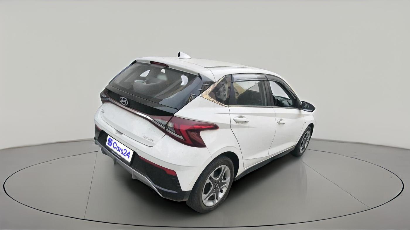 2024 Hyundai NEW I20 Sportz (O) 1.2 IVT, Petrol, Automatic, 37,000 km, exterior