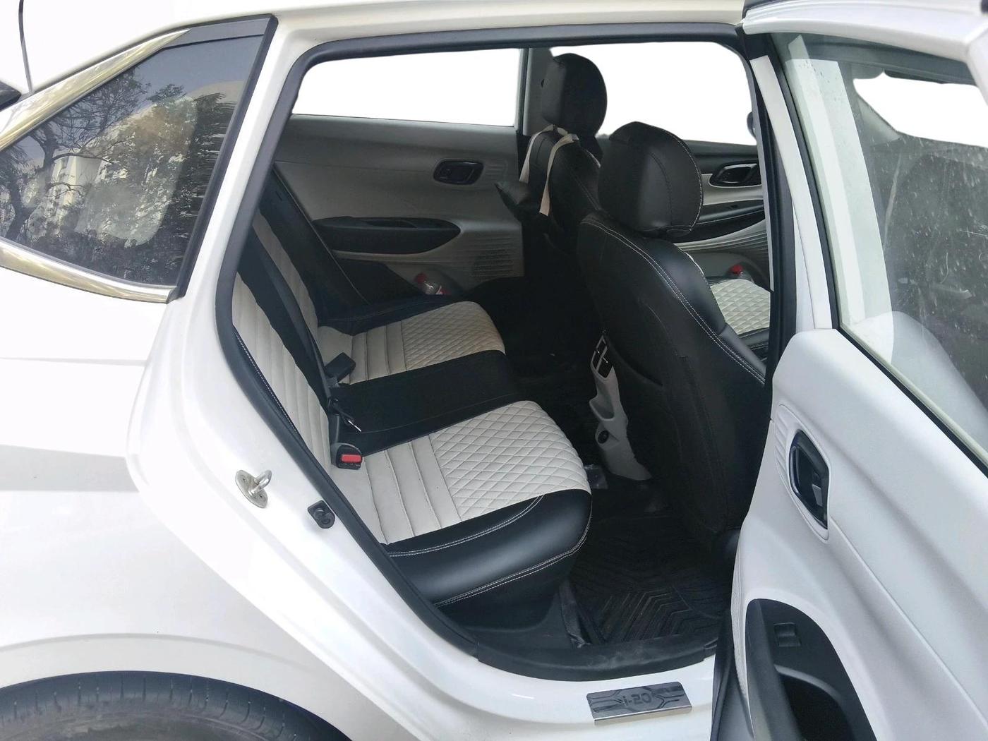 2024 Hyundai NEW I20 Sportz (O) 1.2 IVT, Petrol, Automatic, 37,000 km, interior