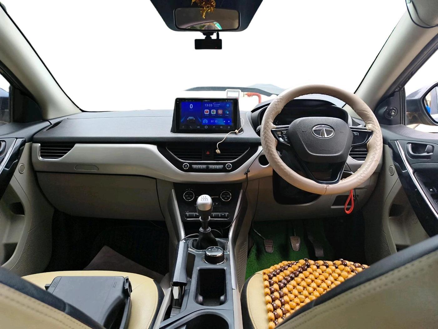 2018 Tata NEXON XT PLUS PETROL, Petrol, Manual, 95,047 km, interior