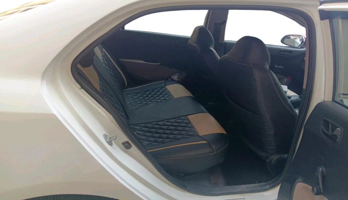 2016 Hyundai XCENT PRIME T CRDI, Diesel, Manual, 1,50,037 km, interior