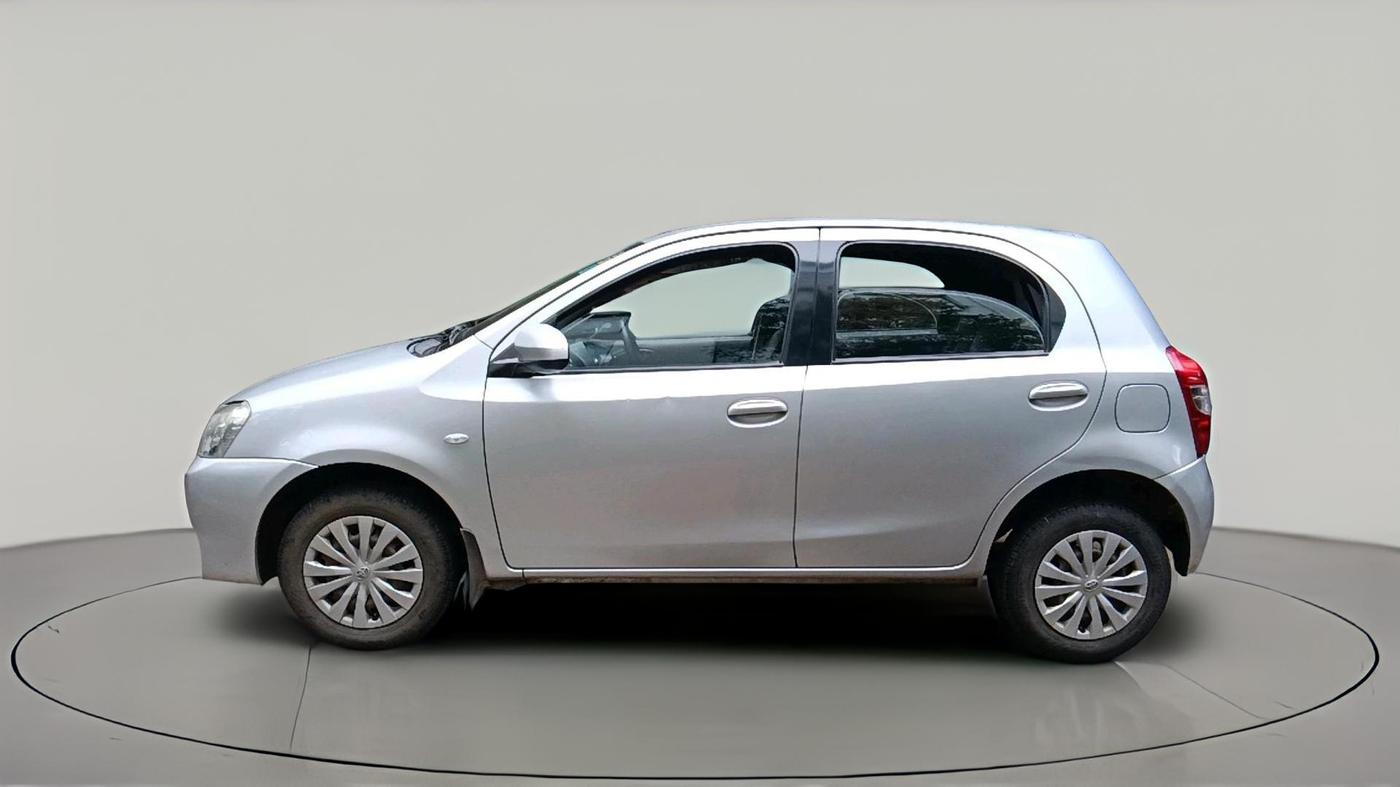 2013 Toyota Etios Liva G, Petrol, Manual, 91,582 km, exterior