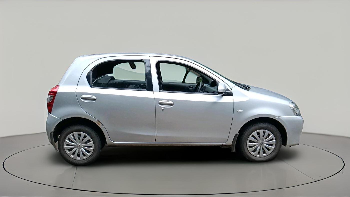 2013 Toyota Etios Liva G, Petrol, Manual, 91,582 km, exterior