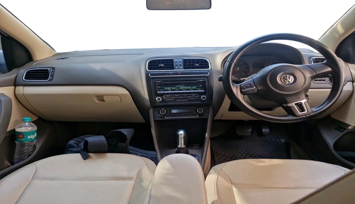 2012 Volkswagen Vento HIGHLINE PETROL AT, Petrol, Automatic, 1,08,267 km, interior