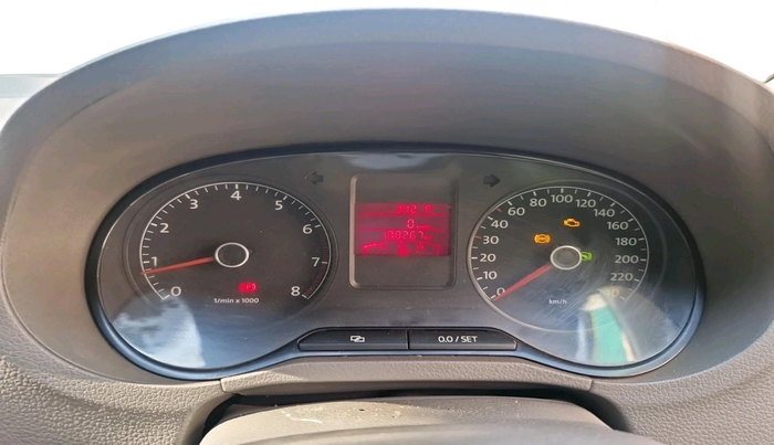 2012 Volkswagen Vento HIGHLINE PETROL AT, Petrol, Automatic, 1,08,267 km, interior