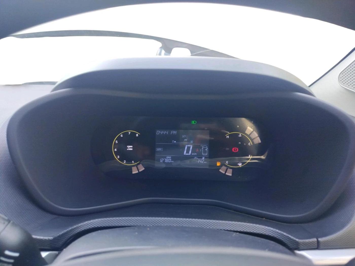 2025 Tata NEXON CREATIVE + SUNROOF 1.2 PETROL, Petrol, Manual, 12,780 km, interior