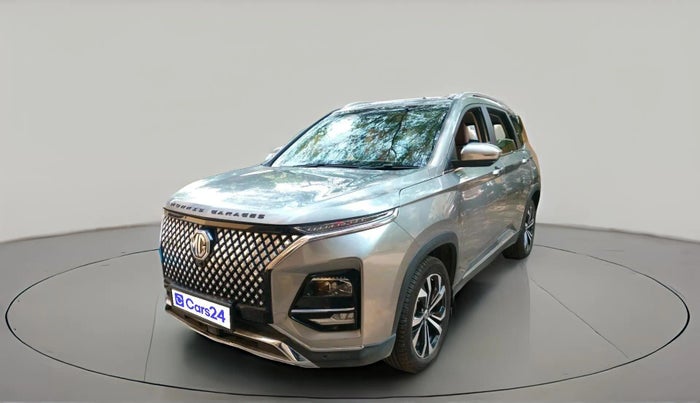 2024 MG HECTOR PLUS SAVVY PRO 1.5 TURBO CVT 7 STR, Petrol, Automatic, 5,578 km, exterior