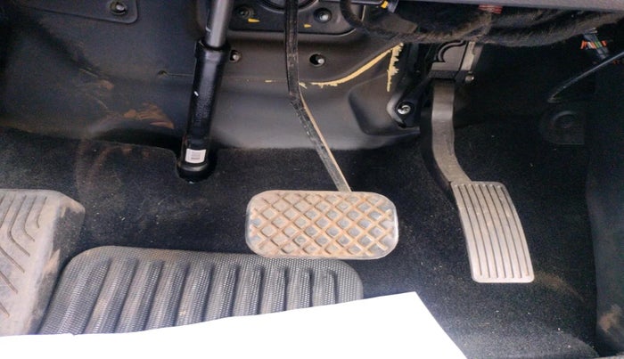 2024 MG HECTOR PLUS SAVVY PRO 1.5 TURBO CVT 7 STR, Petrol, Automatic, 5,578 km, interior