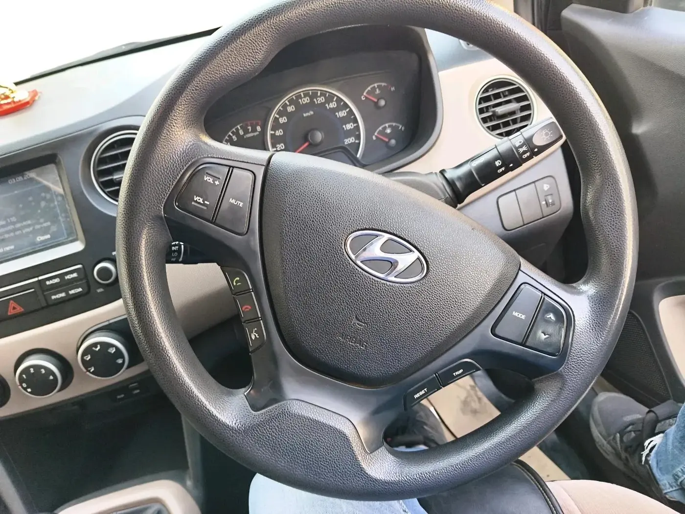2018 Hyundai Grand i10 SPORTZ 1.2 KAPPA VTVT, Petrol, Manual, 47,586 km, interior