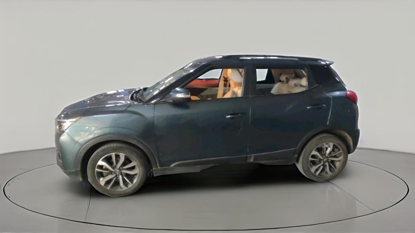 2021 Mahindra XUV300 W8 (O) 1.2 PETROL, Petrol, Manual, 53,311 km, exterior