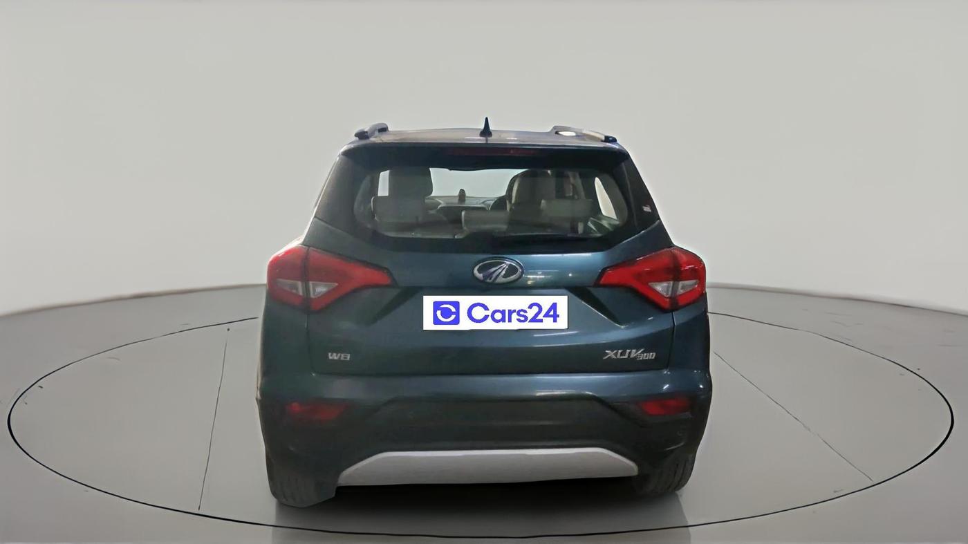 2021 Mahindra XUV300 W8 (O) 1.2 PETROL, Petrol, Manual, 53,311 km, exterior