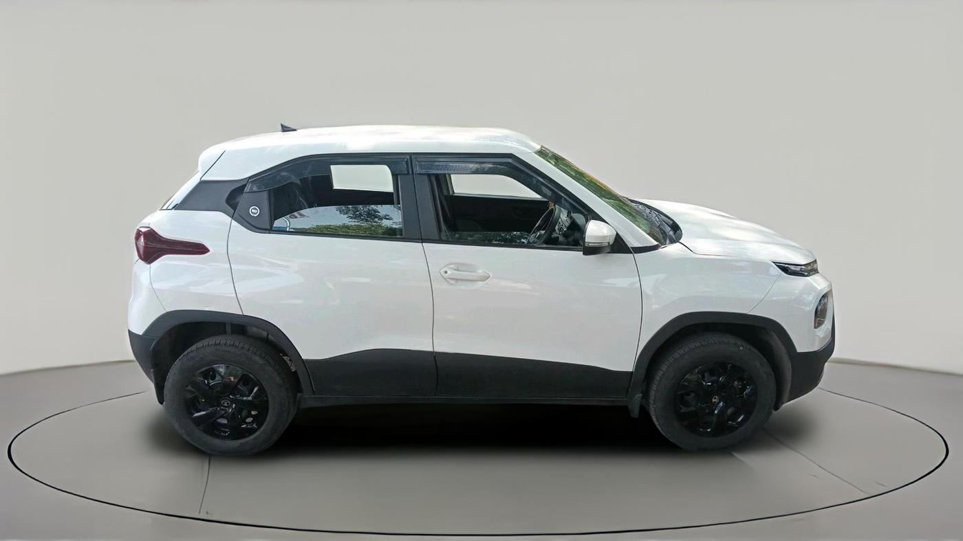 2024 Tata PUNCH ADVENTURE MT, Petrol, Manual, 39,000 km, exterior