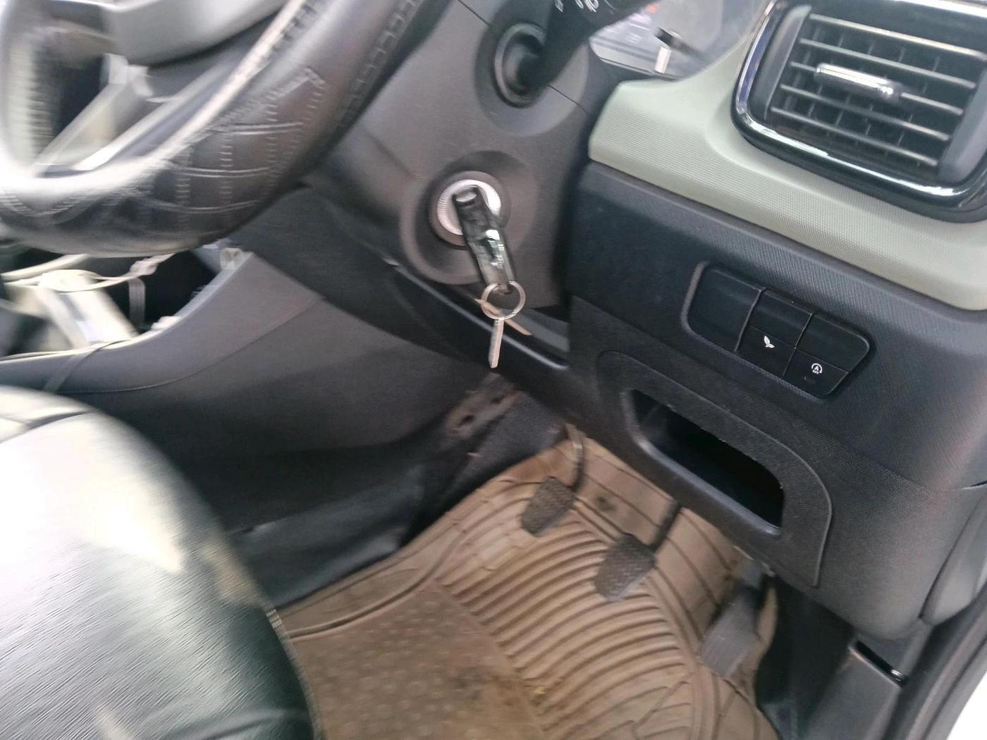 2024 Tata PUNCH ADVENTURE MT, Petrol, Manual, 39,000 km, interior