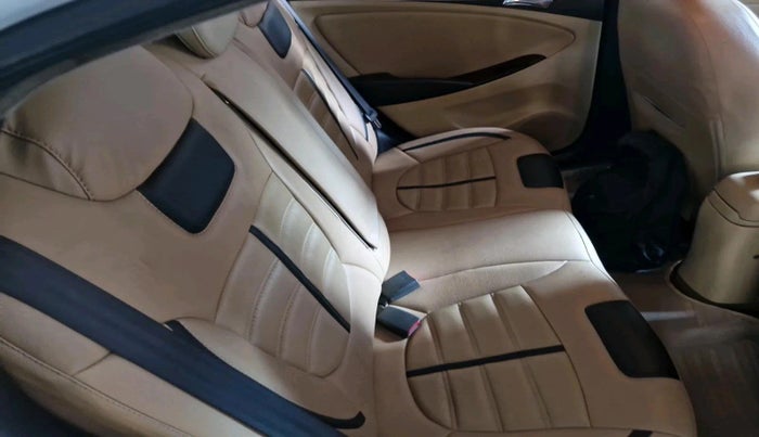 2011 Hyundai Verna FLUIDIC 1.6 VTVT SX, Petrol, Manual, 1,81,148 km, interior