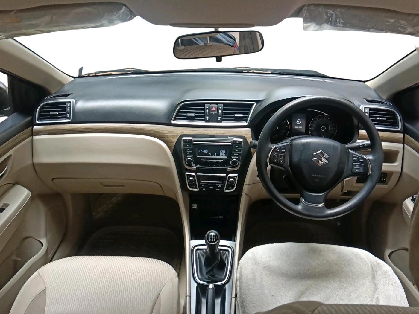2018 Maruti Ciaz DELTA 1.5 SHVS MT PETROL, Petrol, Manual, 35,899 km, interior