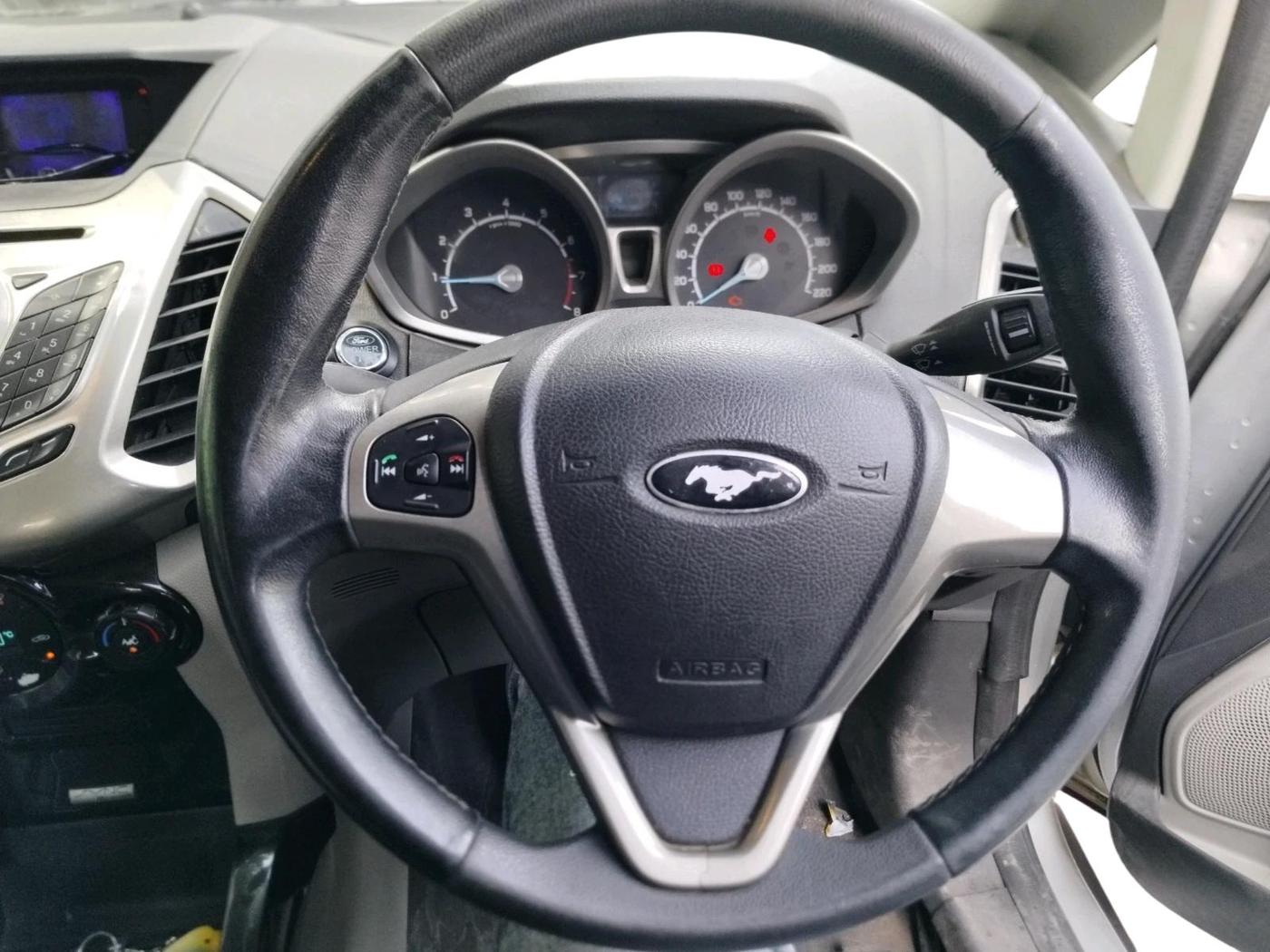 2013 Ford Ecosport TITANIUM 1.0L ECOBOOST, Petrol, Manual, 80,000 km, interior